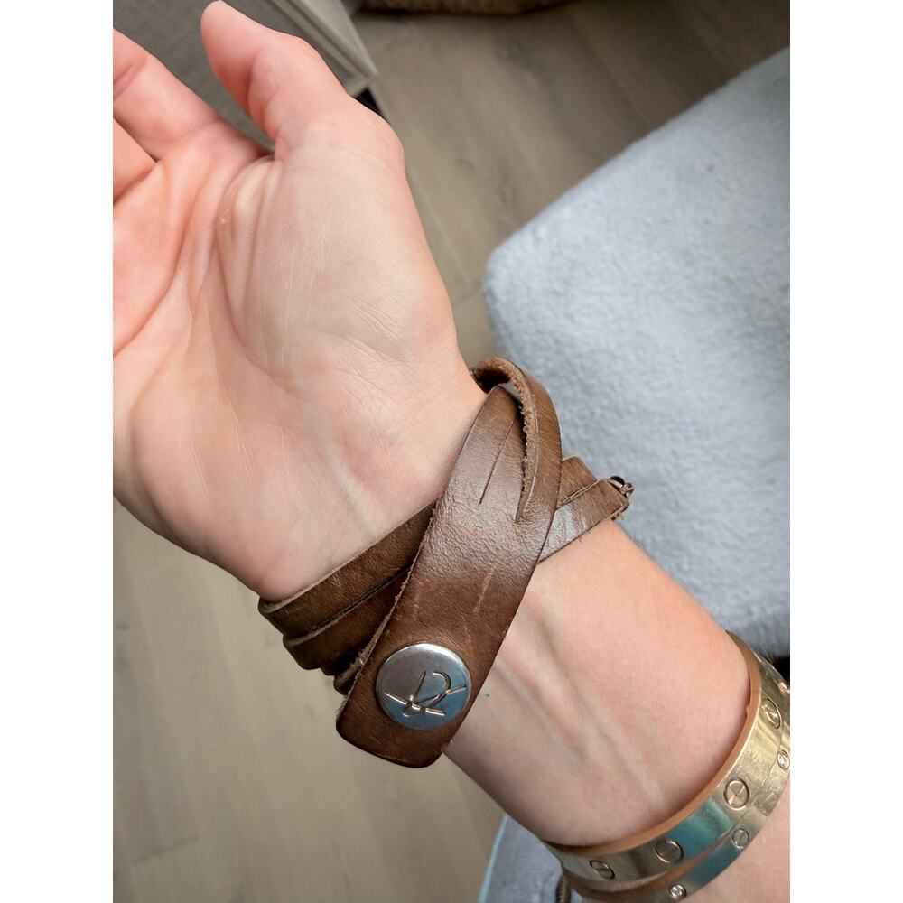 Taylor & Tessier Leather wrap bracelet with crazy lace agate - Picture 4 of 4